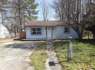 7706 Vernon Pl, Newport News, VA 23605