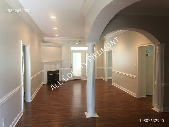 2nd image of 509 Scarboro Ln