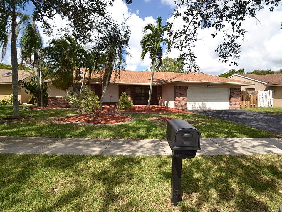1st image of 14721 Madison Pl