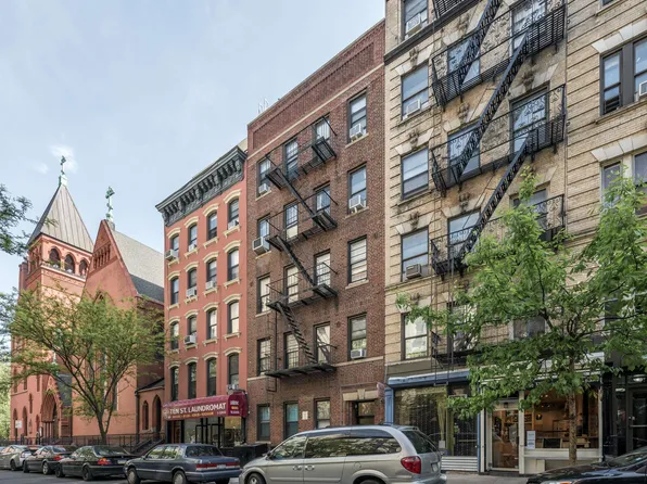 284 East 10th Street