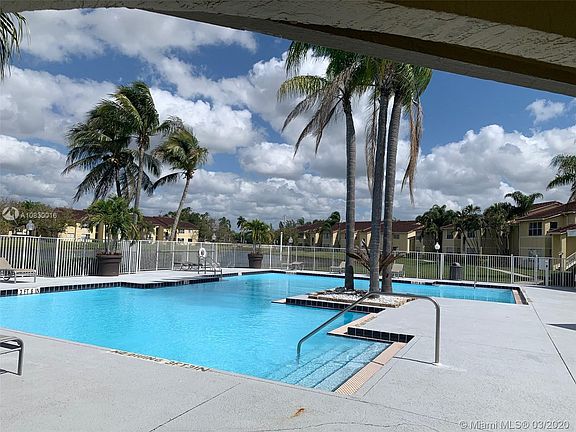 3rd image of 643 Vista Isles Dr APT 1812