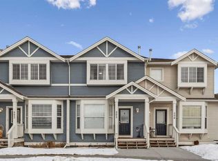 703 Luxstone Sq SW #503, Airdrie, AB T4B 0A3