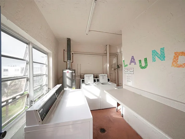 7500 NW 30th Pl #402 — Photo 12