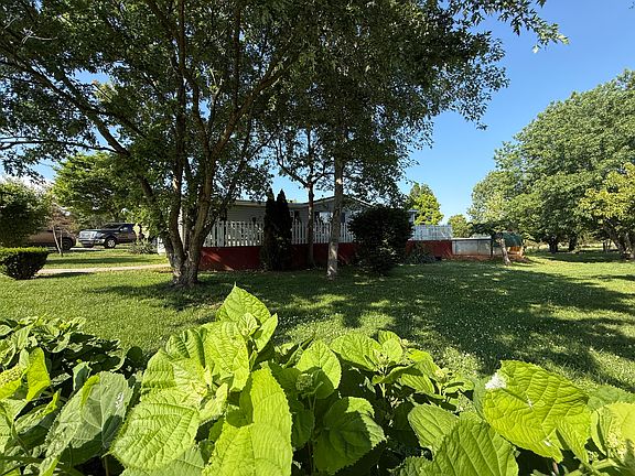 4th image of 150 Boston Hill Rd