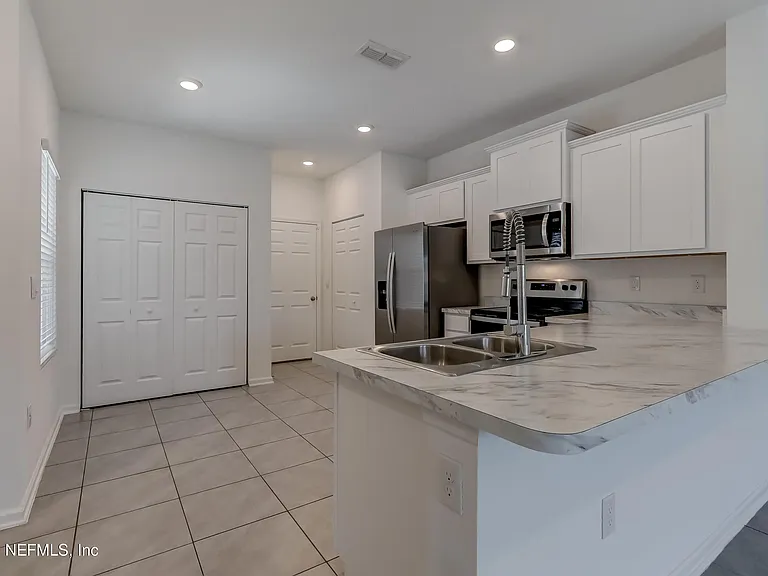 3986 Haymon Ave — Photo 6