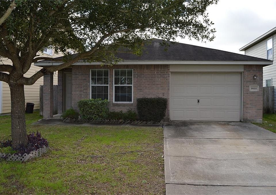 1st image of 20211 Baron Brook Dr