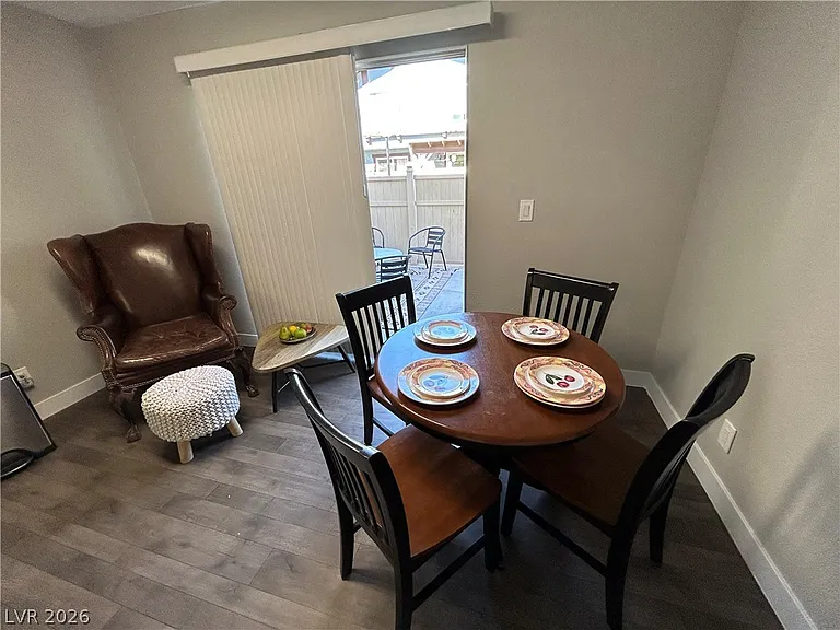 4458 Del Oro Dr — Photo 20