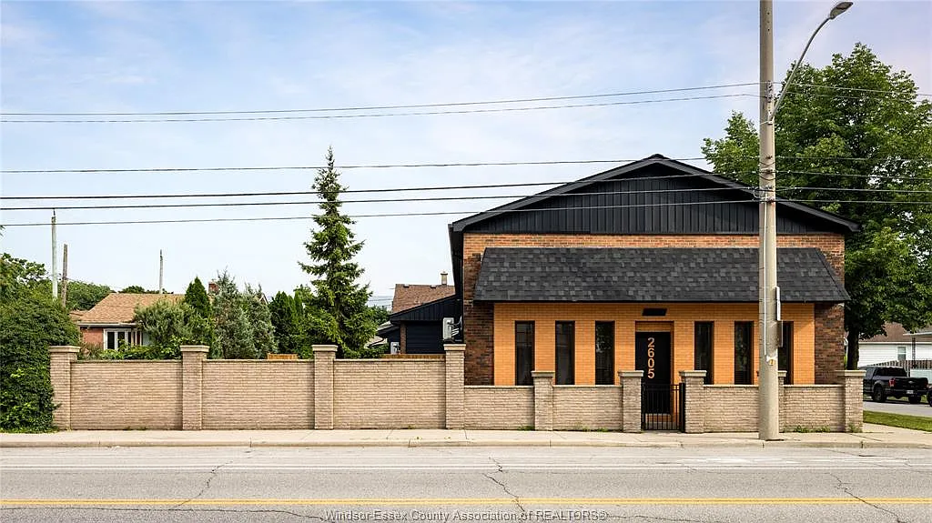 2 bed, 1.5 bath, $2,300 — Photo 2