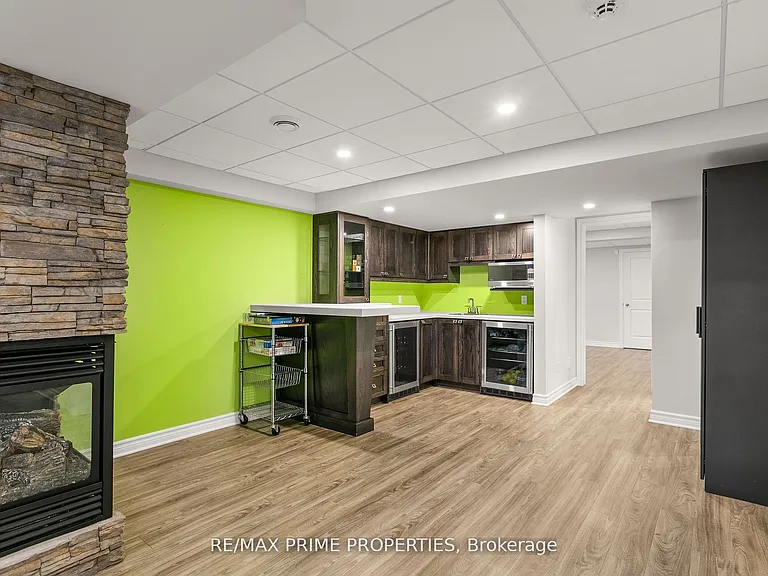 72 Branthaven St — Photo 38
