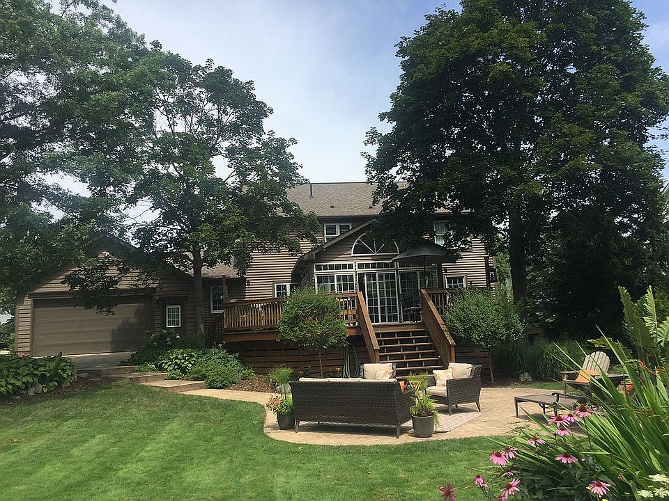 2nd image of 7618 Woodspring Ln
