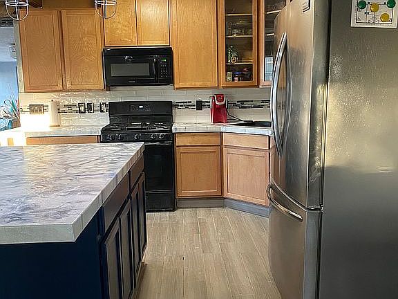 4th image of 2511 S 331st Ave