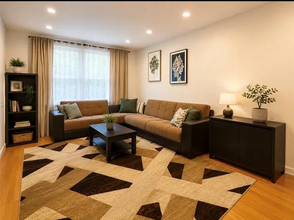 2685 E 7th St APT 4K, Brooklyn, NY 11235