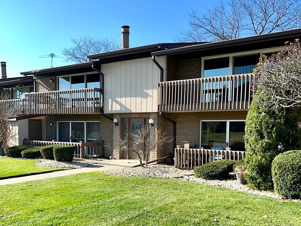 1st image of 15708 S 86th Ave #113