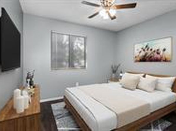 1 NW 8th St #11525223