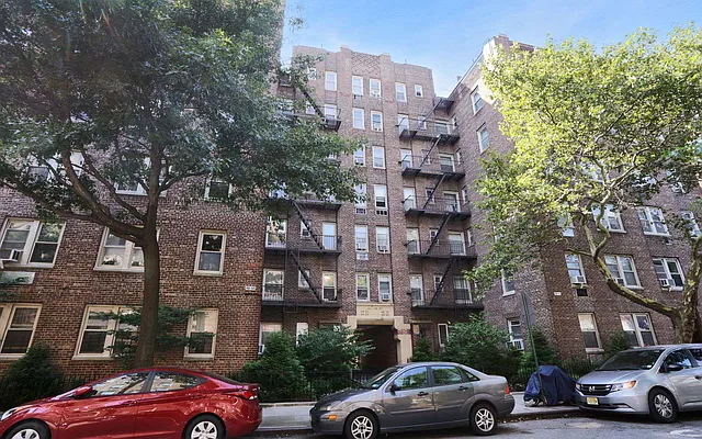 Sold by Keller Williams Realty Landmark | media 15