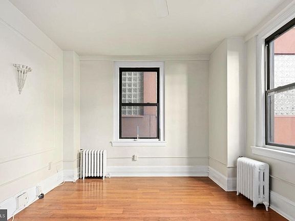 4th image of 1324 Locust St APT 619