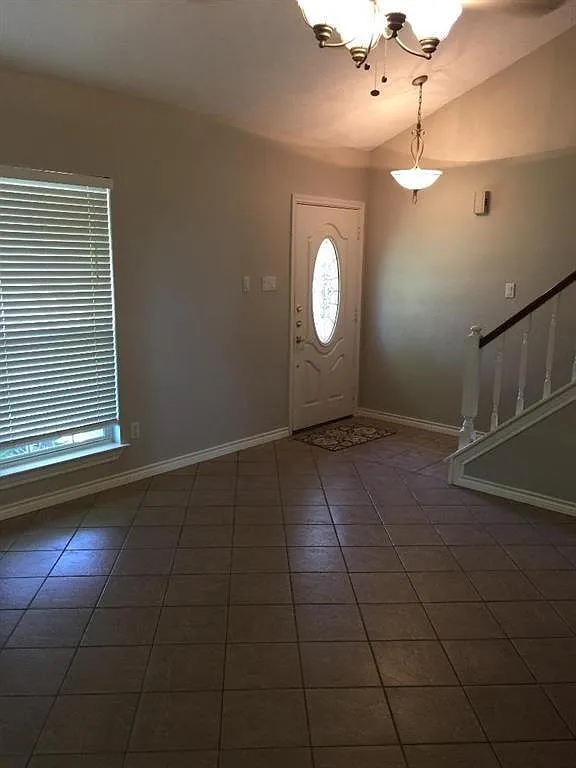 530 Windswept Drive — Photo 2