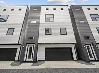 327 N Nagle St, Houston, TX 77003