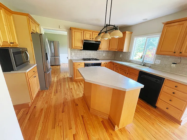 4224 Winding Creek Rd — Photo 6