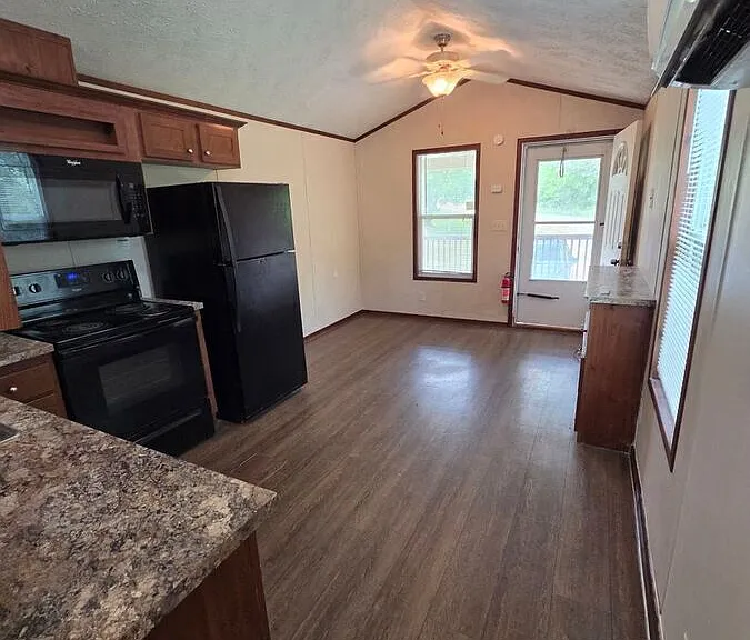 30947 Cliff St #EXCELSIOR ESTATES — Photo 7
