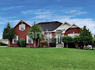 201 Fox Hunt Ln, Lebanon, TN 37087