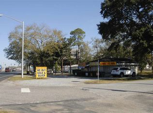 1000 N McKenzie St, Foley, AL 36535
