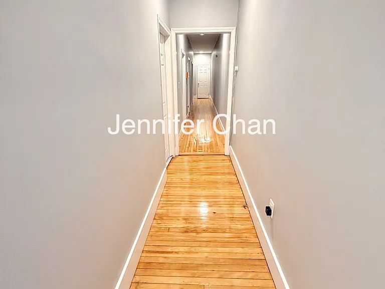 8 Royce Rd #1 — Photo 11