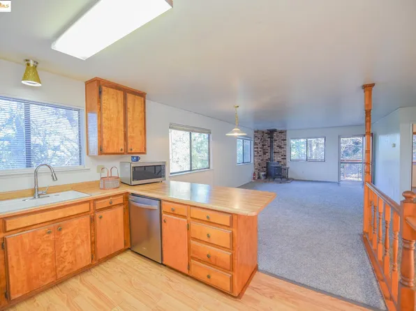 16460 Caddo Cir, Sonora, CA 95370