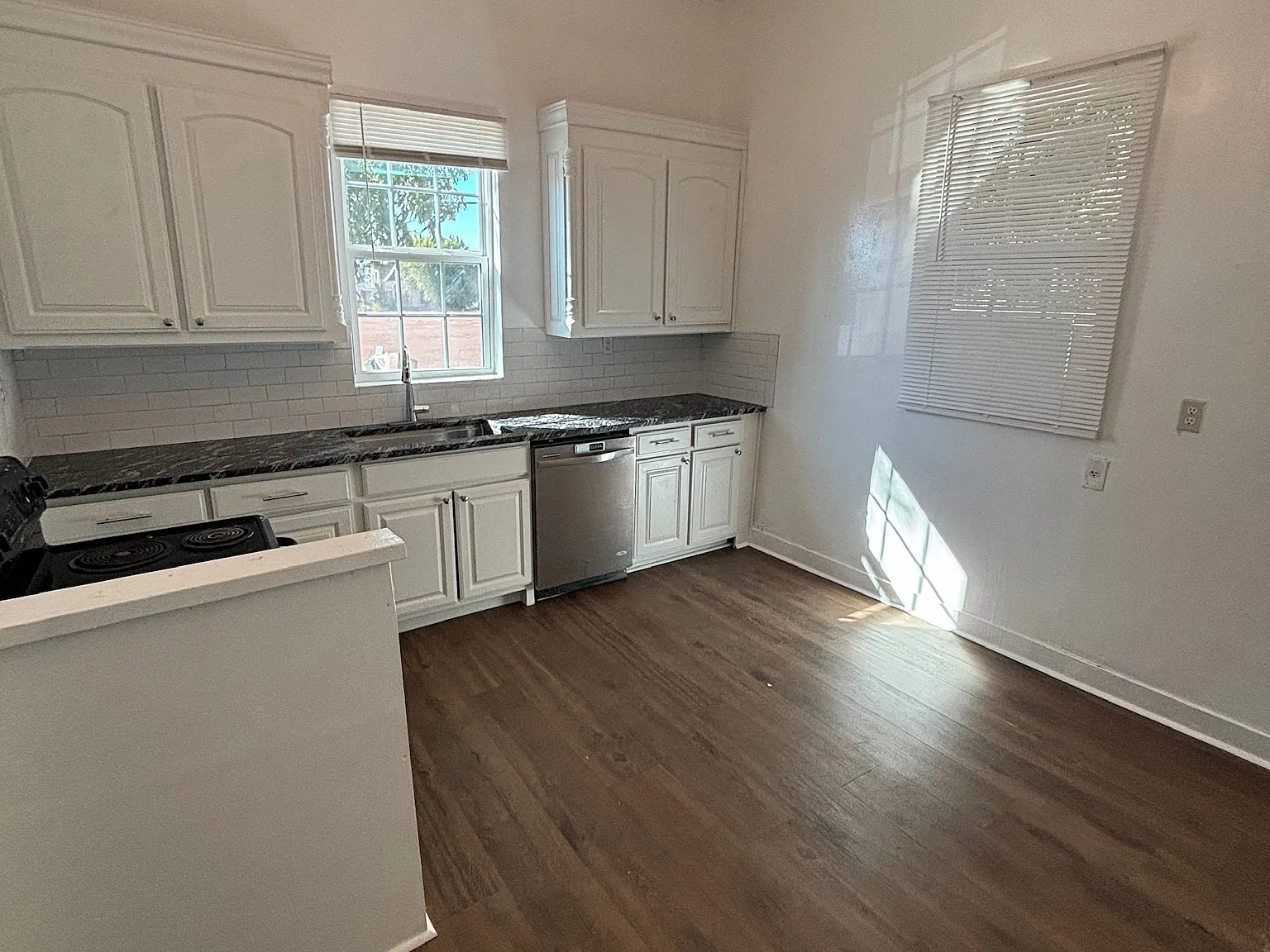 1 bed, 780 sqft, $1,100 — Photo 1