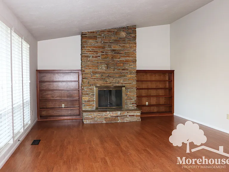 210 W Arrowrock Ln — Photo 14