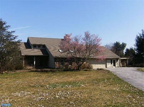 For Sale: 100 COLD SPRINGS RD, KENNETT SQUARE, PA 19348
