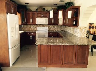 1930 SW 23rd Ter, Fort Lauderdale, FL 33312