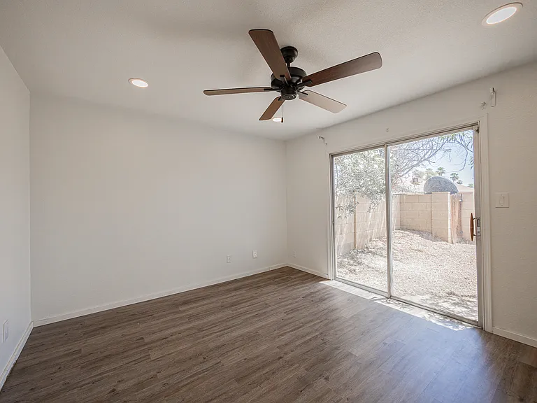 2145 S Dorsey Ln — Photo 10