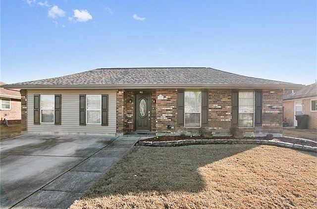 2nd image of 13 Sabine Ct