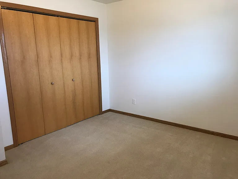 715 Lakeview Ave — Photo 16