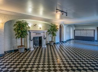 6720 S Jeffery Blvd #41611935A, Chicago, IL 60649
