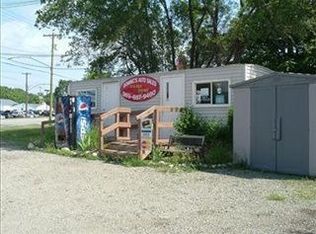 1141 S 11th St, Niles, MI 49120
