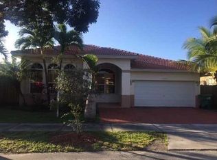 15962 SW 61st Ln, Miami, FL 33193