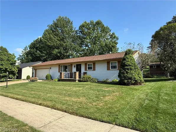 544 Stratton Ave SW, New Philadelphia, OH 44663