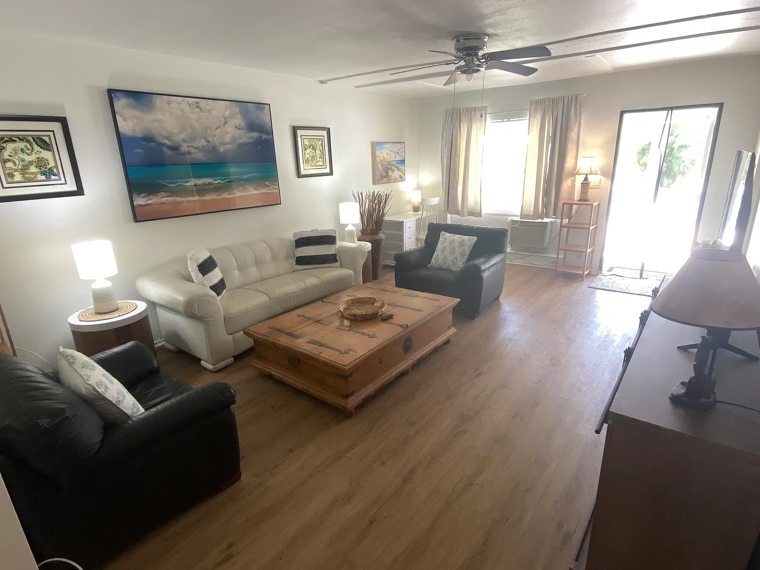 1 bed, 800 sqft, $2,000 — Photo 3