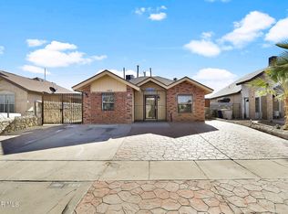 11972 Royal Woods Dr, El Paso, TX 79936