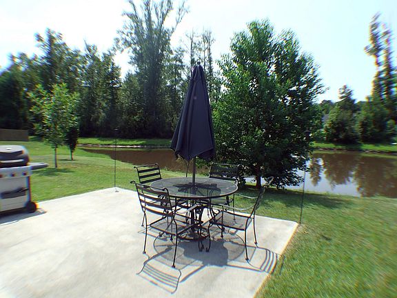 Lagoon front lot