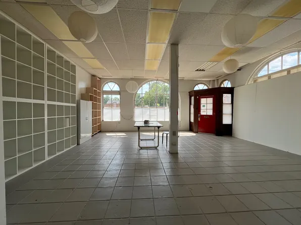 5832 Macklind Ave, Saint Louis, MO 63109