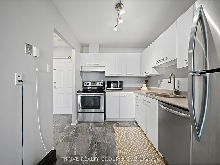 30 Chapman Ct #507 — Photo 8