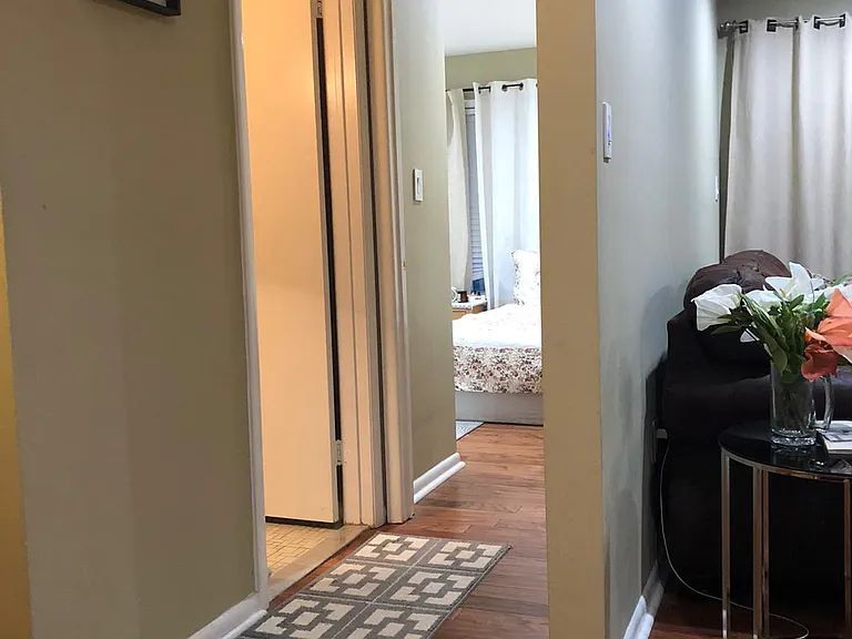 111 Biscayne Ct — Photo 15