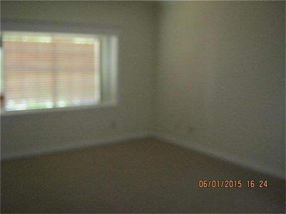 5th image of 15827 Fleetwood Oaks Dr