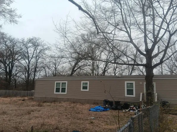 4519 N Lakeshore Dr, Shreveport, LA 71107