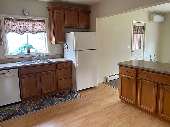 5th image of 38 East Proctor Road