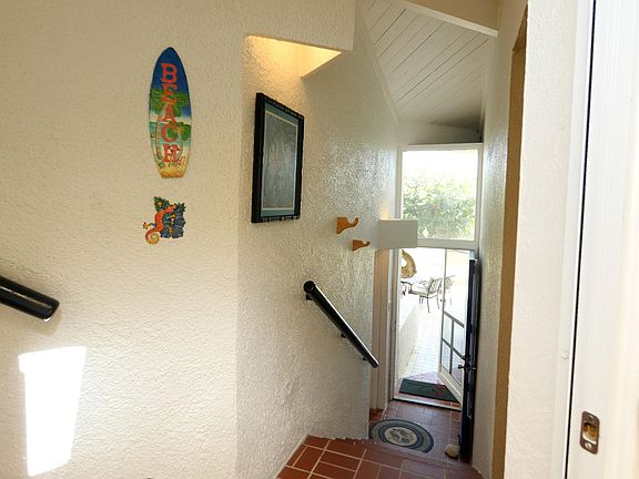 5th image of 446 Teagues Bay Est #Eb