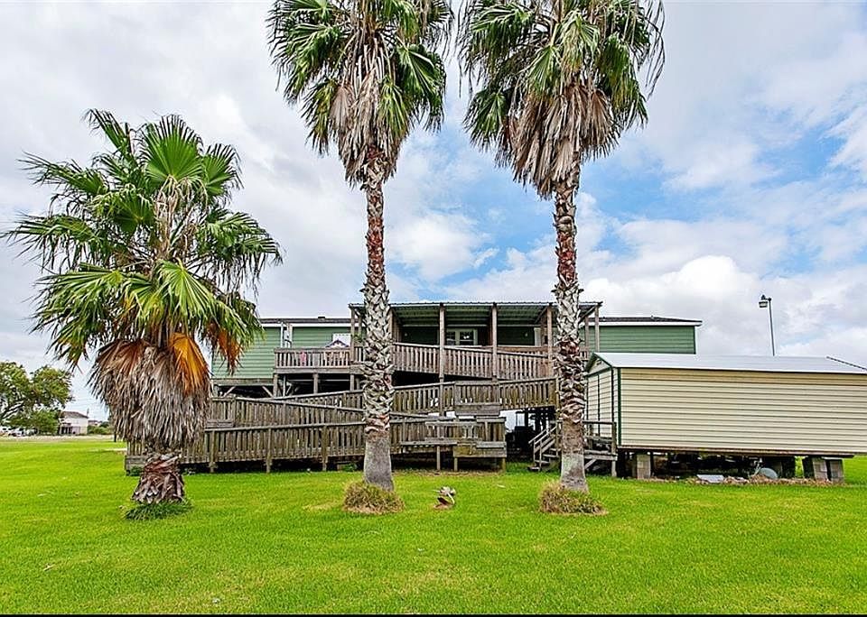 5440 Mechanic St, Sabine Pass, TX 77655 Zillow